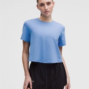 lululemon Pace Crush Cross-Back Short Sleeve Tee in Pool Party; Size L